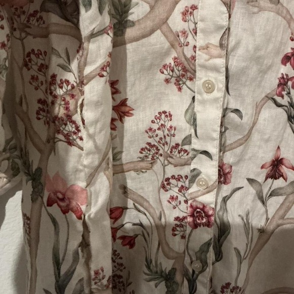 Johanna Ortiz x H&M 100% linen shirt dress with floral print. #resortwear #linen - Picture 6 of 9